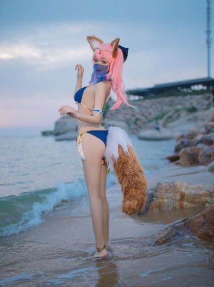 美女打扑克免费网站_1080影视在线观看